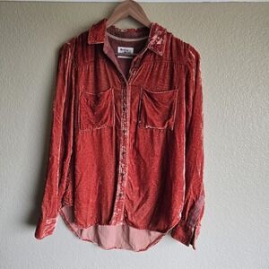 Holding Horses Size S Women's Velvet Long Sleeve Burnt Orange Pockets Hi Low